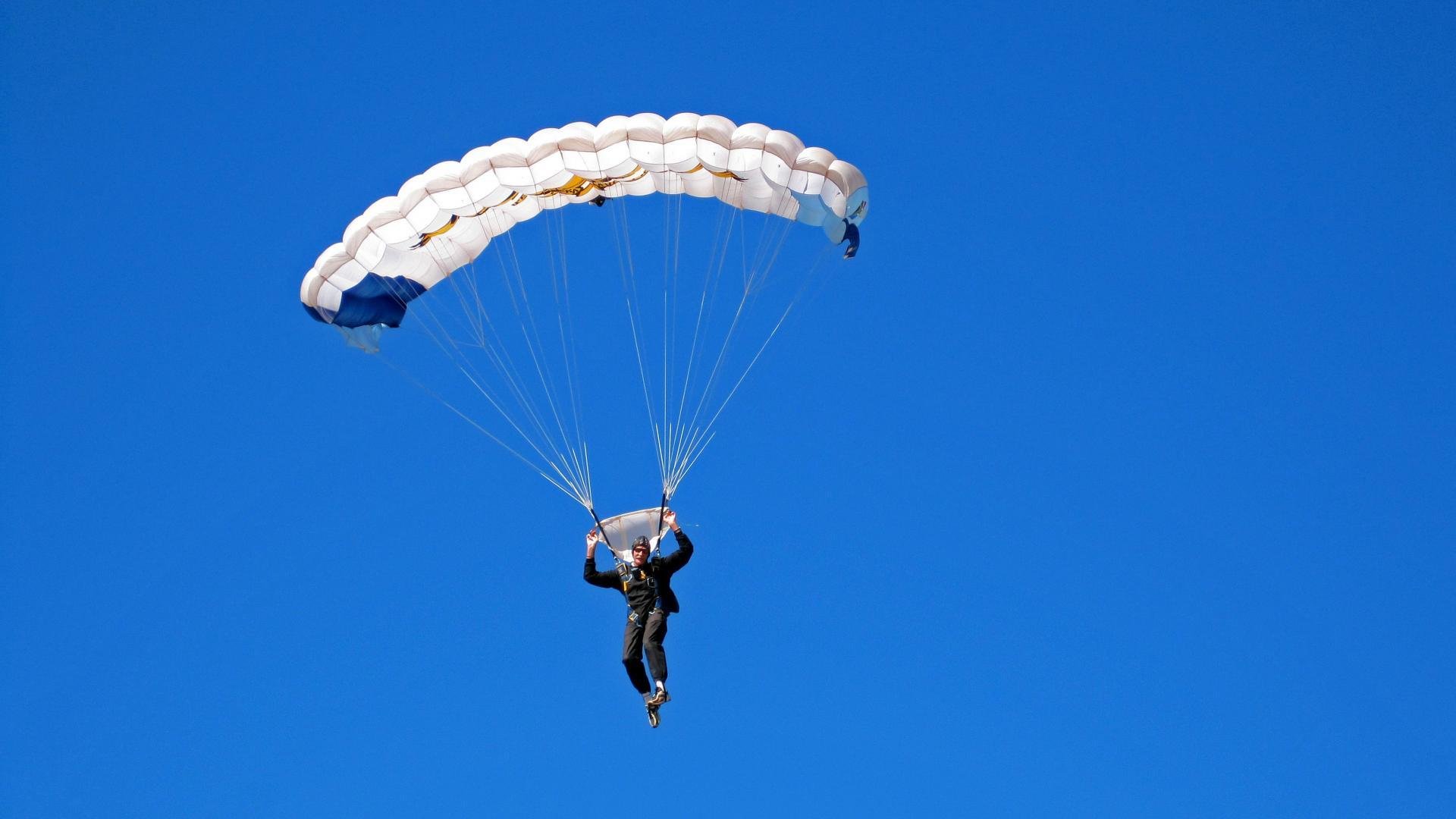 西甲突破极限：速度突破、惊险场面！，西甲最新升降级规则